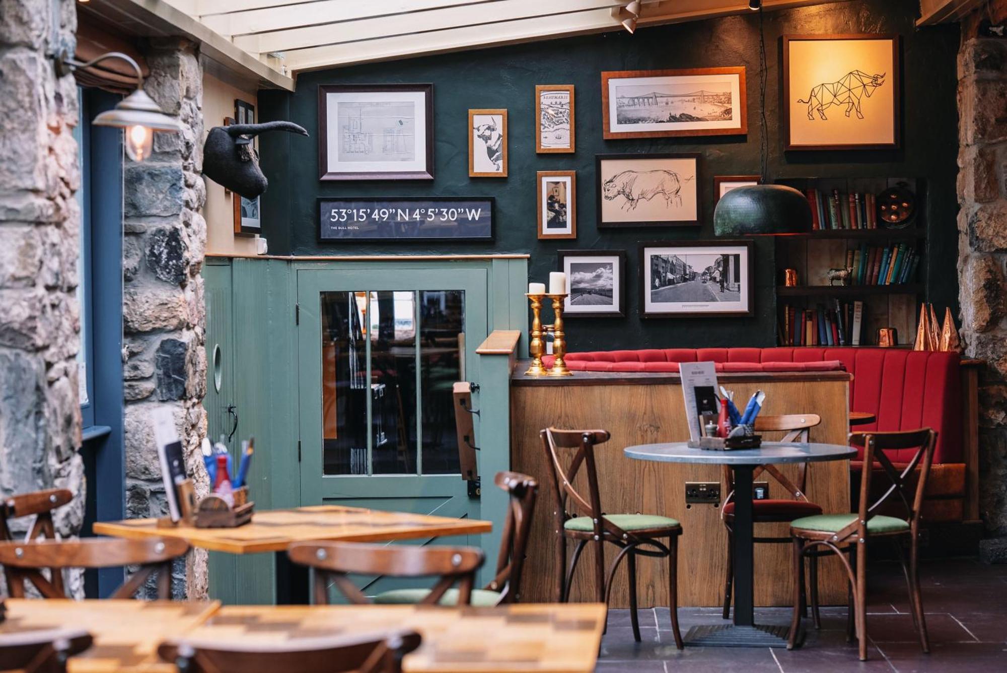 The Bull And Townhouse, Beaumaris- The Inn Collection Group Zewnętrze zdjęcie