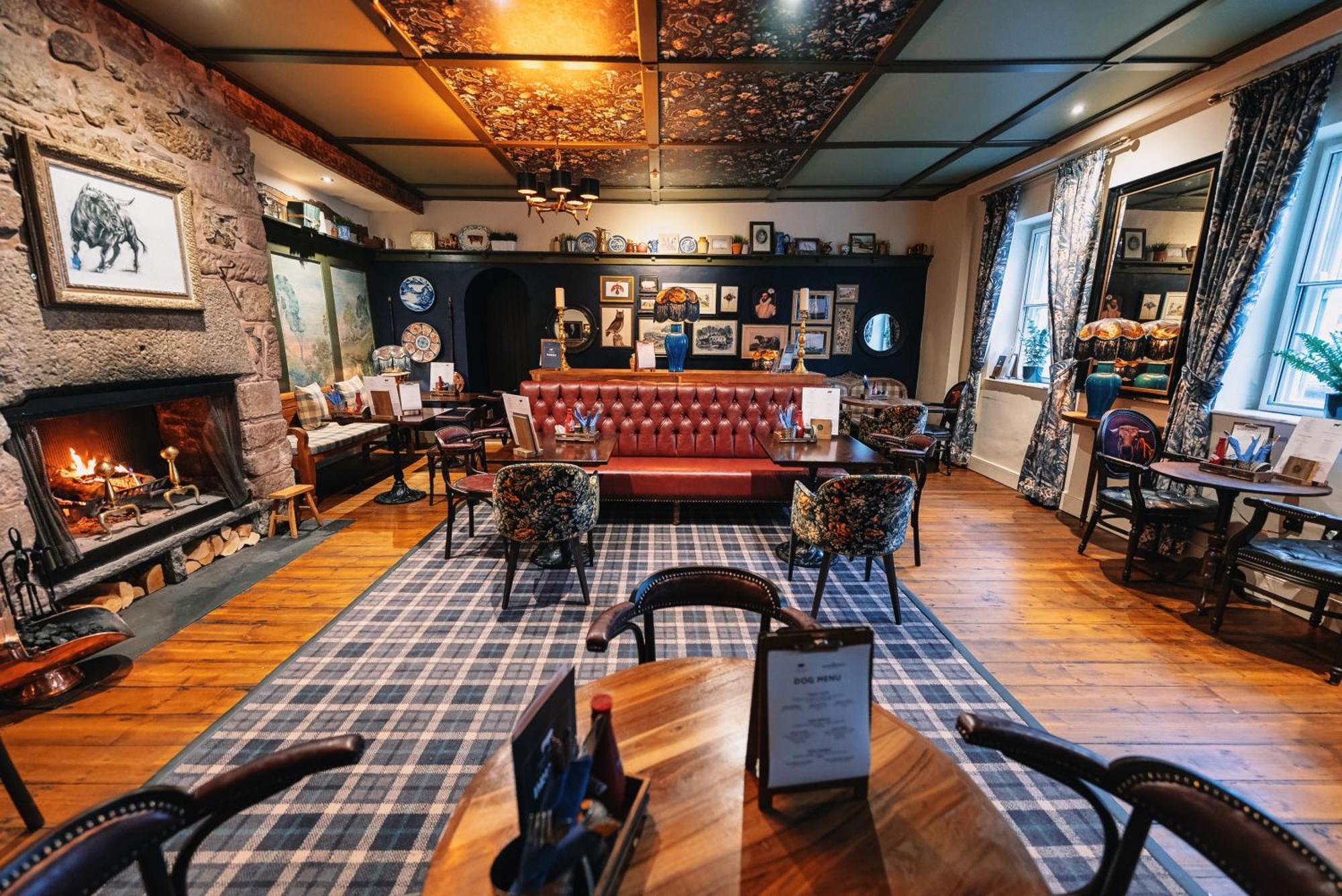 The Bull And Townhouse, Beaumaris- The Inn Collection Group Zewnętrze zdjęcie