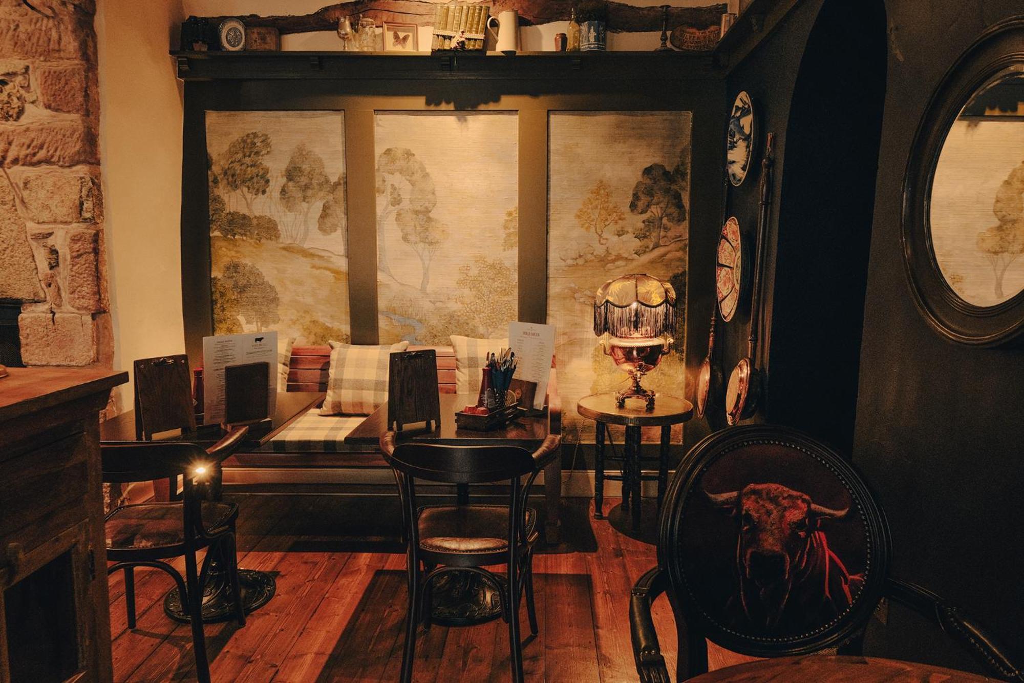 The Bull And Townhouse, Beaumaris- The Inn Collection Group Zewnętrze zdjęcie