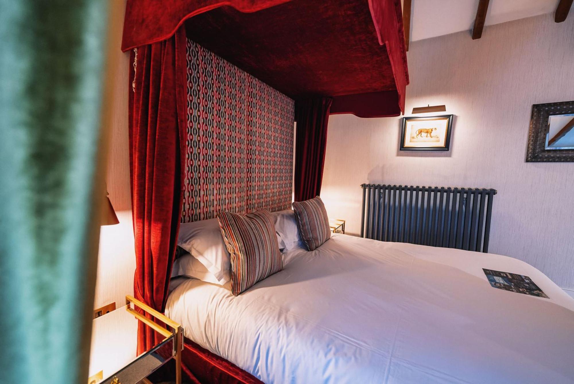 The Bull And Townhouse, Beaumaris- The Inn Collection Group Pokój zdjęcie